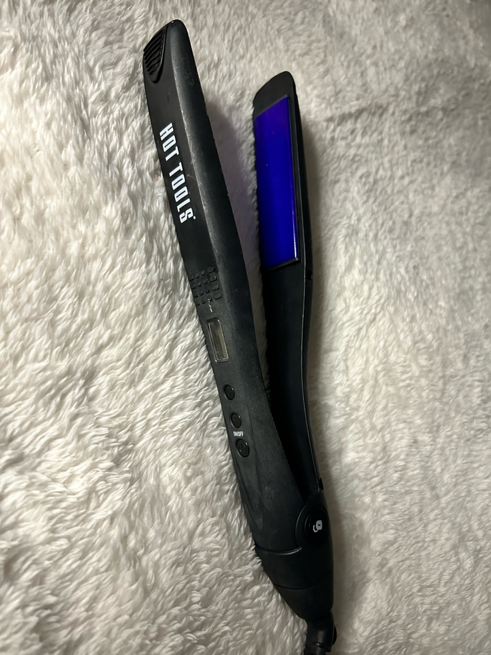Hot Tools Black Ceramic Hair Straightener - Black